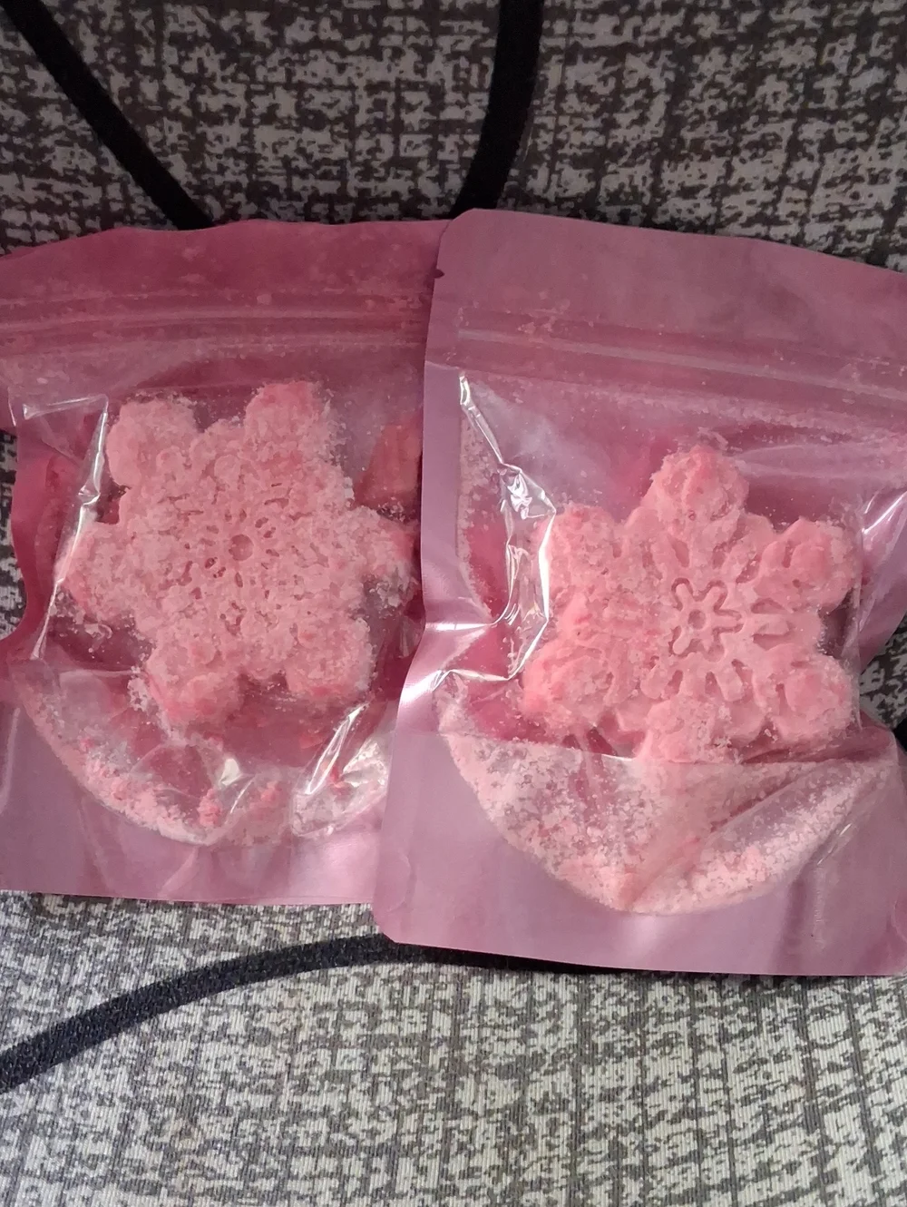Pink Snowflake Handmade Wax Melts. Apple Spice Scent.